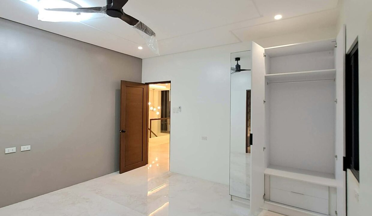 637857121_10242094125307771_6658949049404674277_n