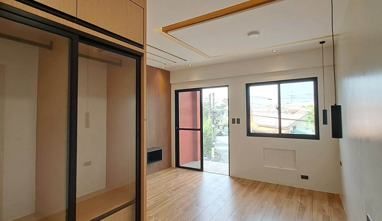 637887280_10242045648695886_8721528692068975438_n