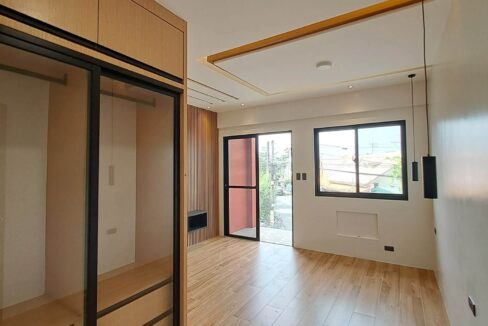 637887280_10242045648695886_8721528692068975438_n