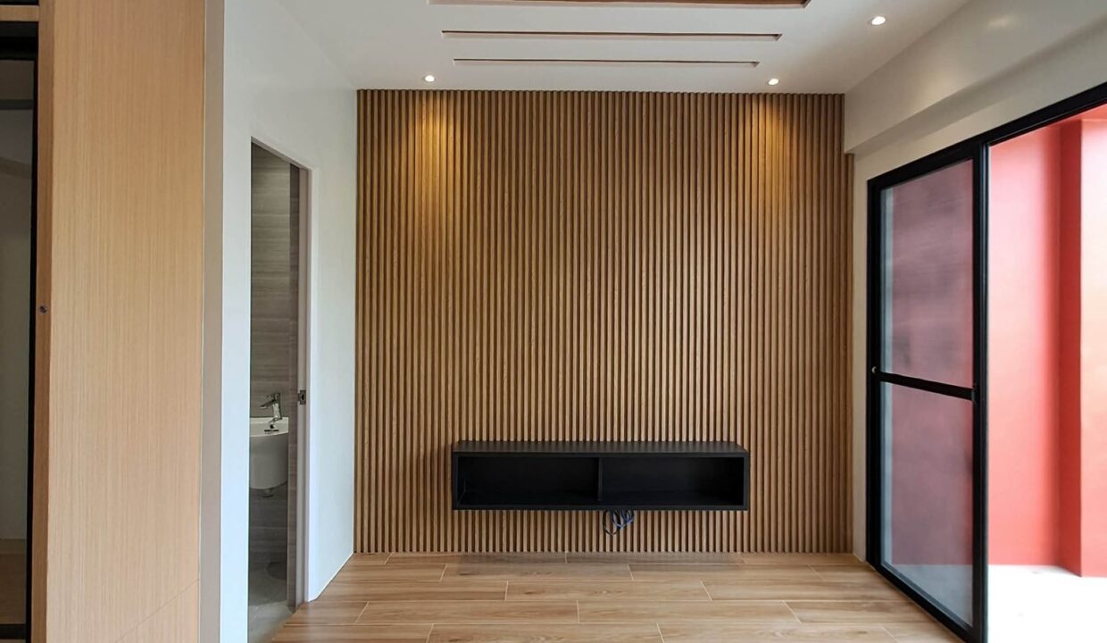 638001995_10242045672616484_1771099966561253169_n