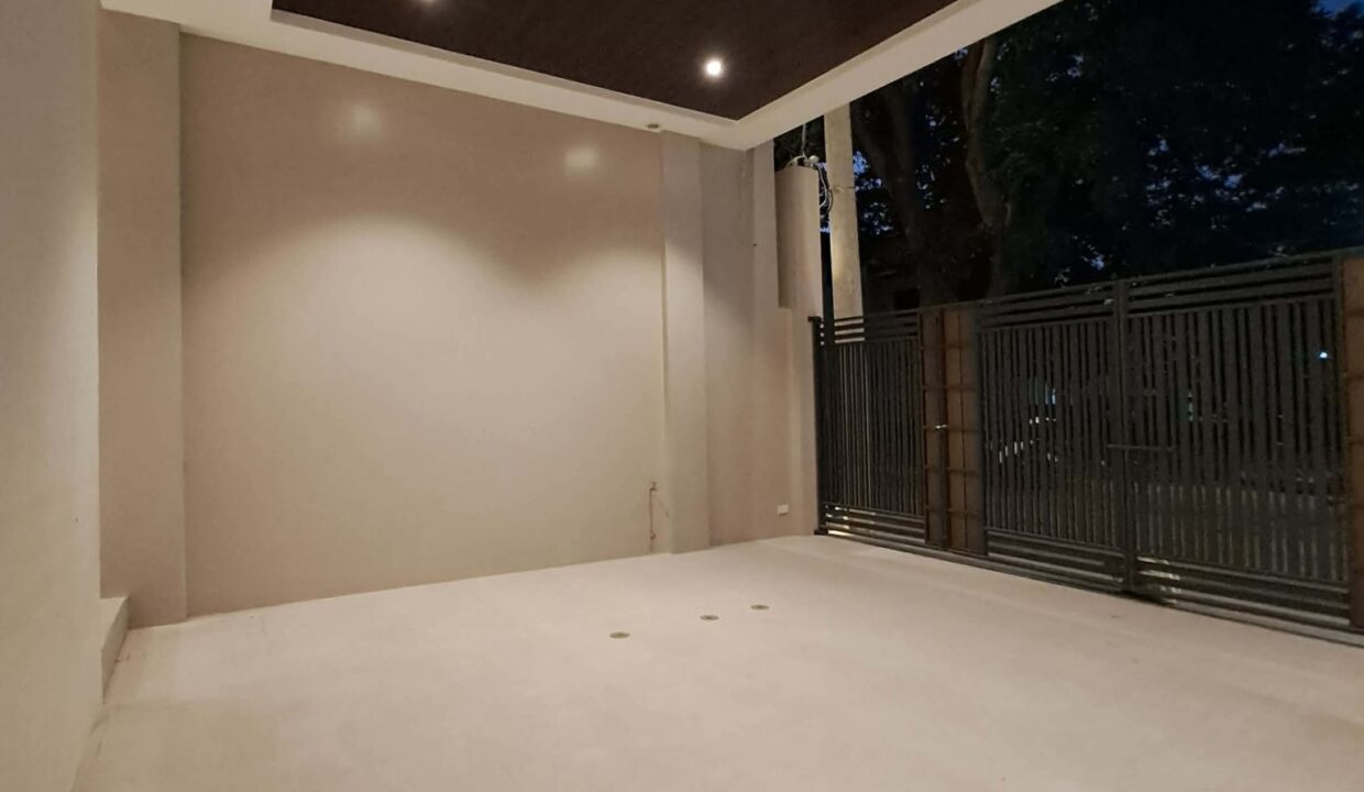 639860366_10242139972533923_2148975078701813767_n