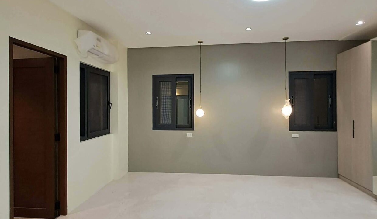 642289378_10242139968933833_4481693640320364000_n