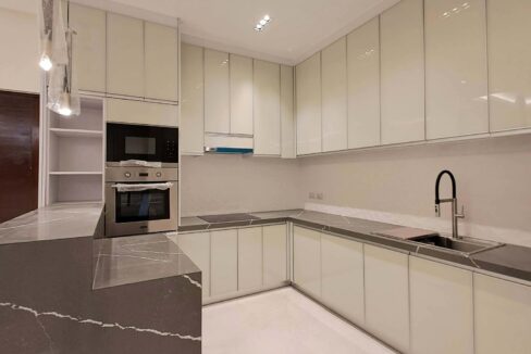 642293175_10242139912772429_7078090470976437634_n