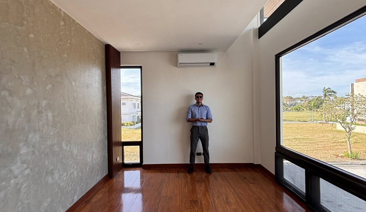 645505110_10242229411249835_9212334913871252646_n