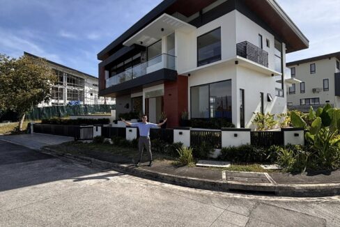 645561334_10242229404609669_9074147633445920652_n