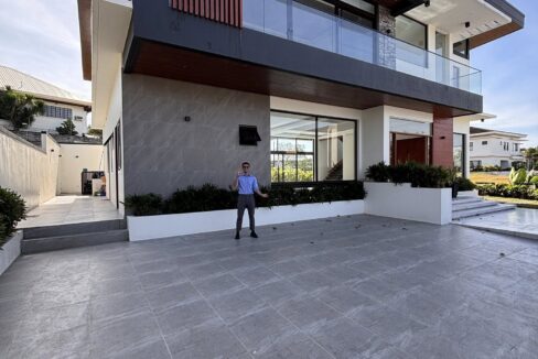 645573324_10242229410689821_2390995199236169044_n