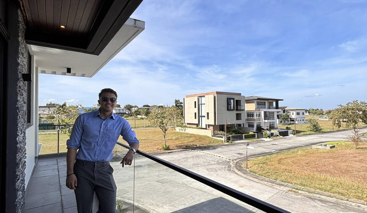 645576094_10242229408409764_6364359858573000404_n