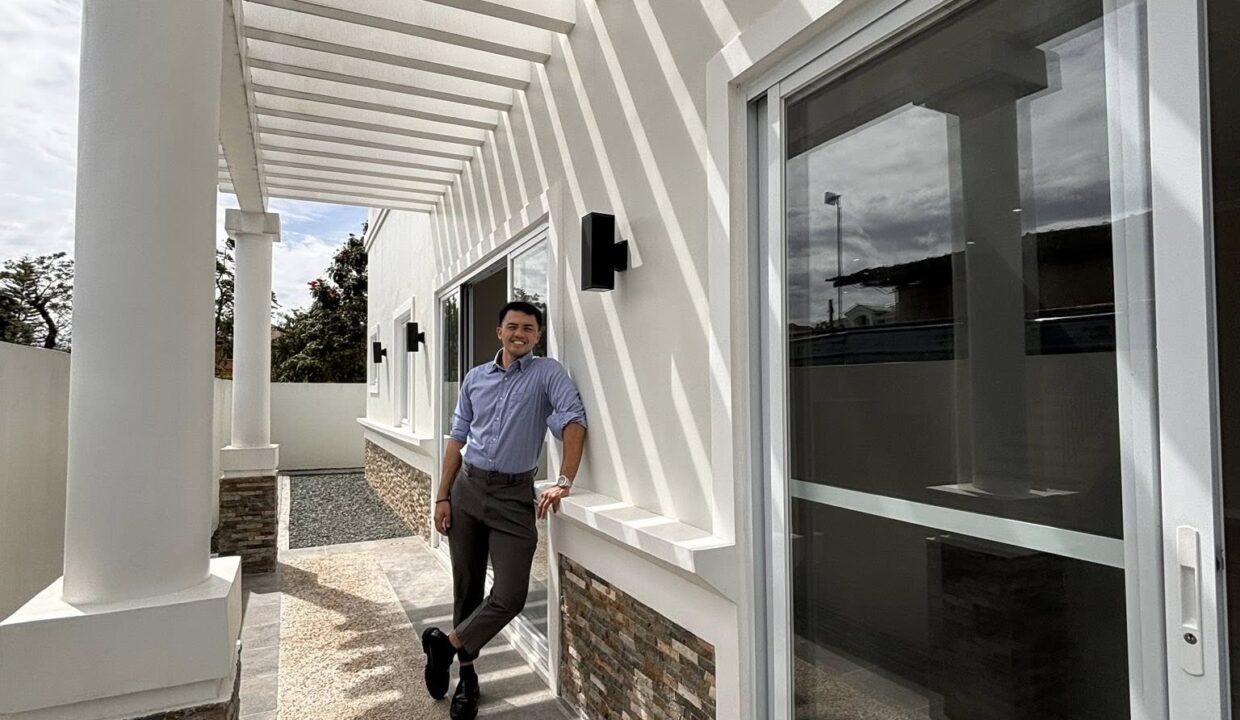 646694714_10242282879786515_2531742483660374709_n