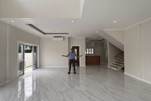 646702284_10242282844825641_7219357306093548343_n