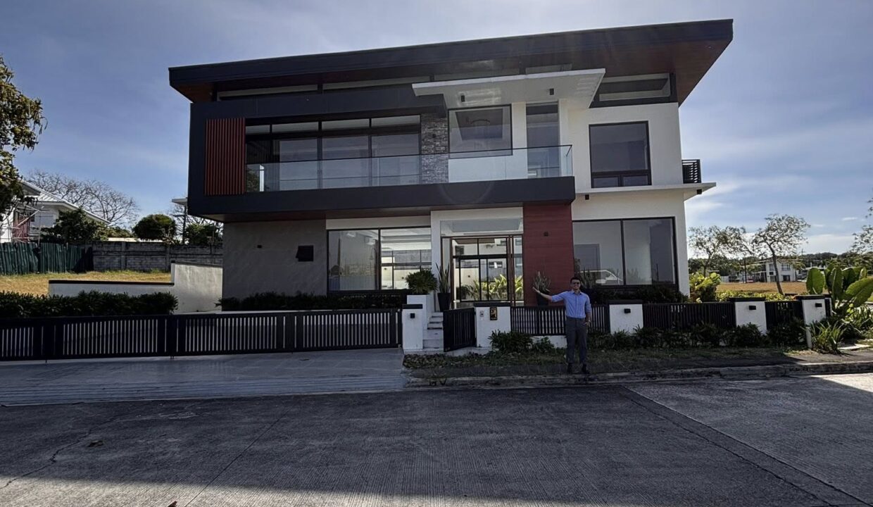 646705953_10242229399969553_5410041294046405134_n