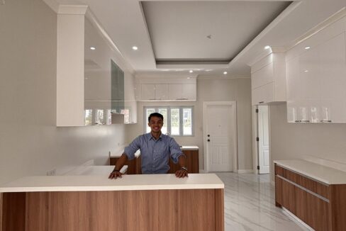 646762725_10242282835425406_6666147405312502834_n