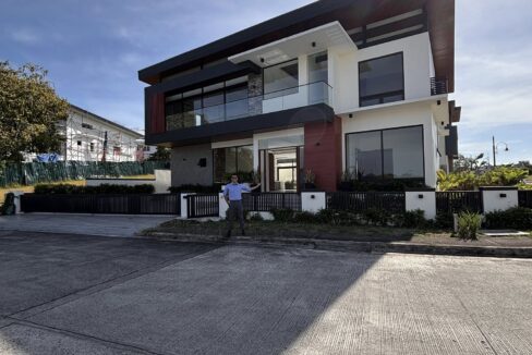 646826922_10242229400089556_4281875898579758602_n