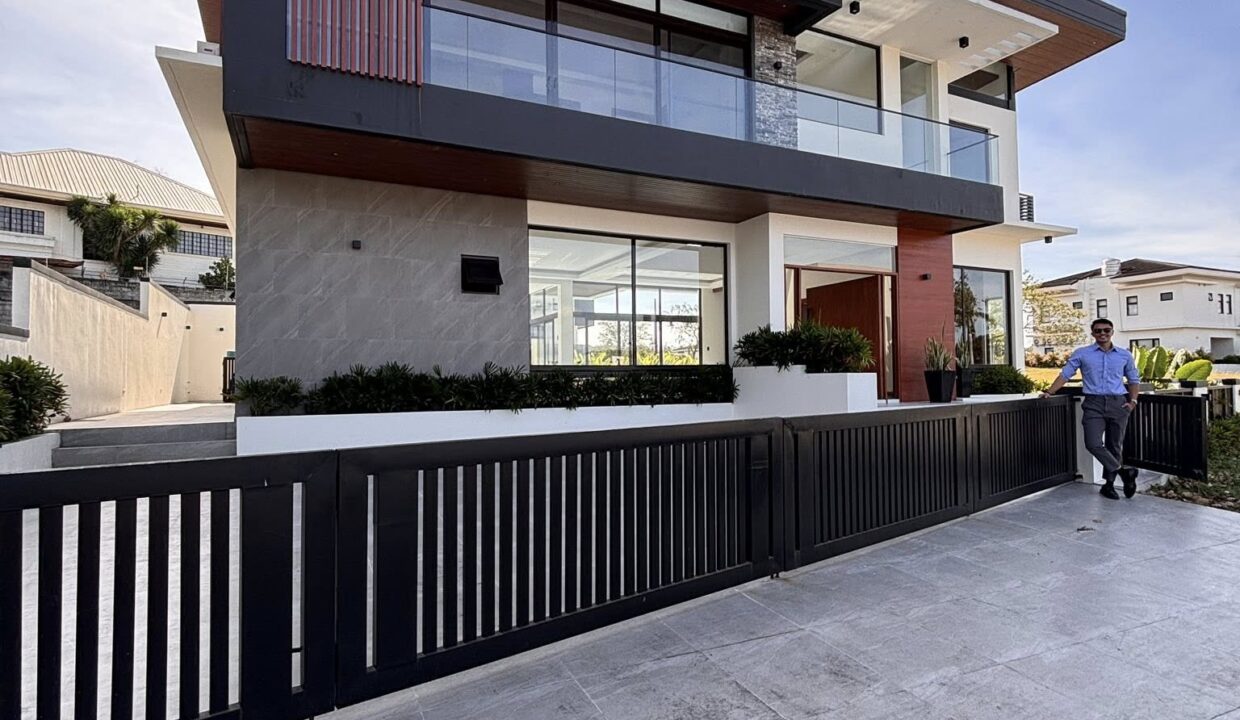 646851825_10242229411329837_9898485628075384_n