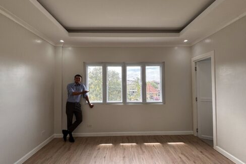 646911918_10242282869866267_5222987094621783368_n