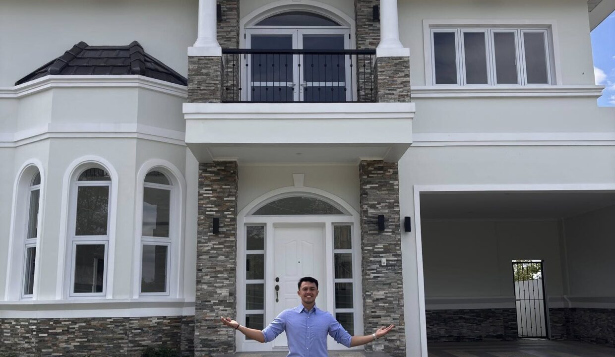 647616584_10242282876506433_1739229864693374006_n