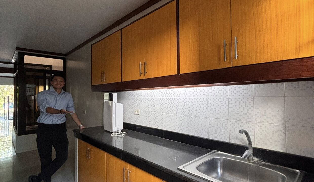 649602810_10242414515717331_3571591405123450938_n