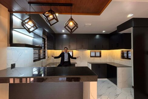 649842930_10242454834325271_1766948603549724280_n