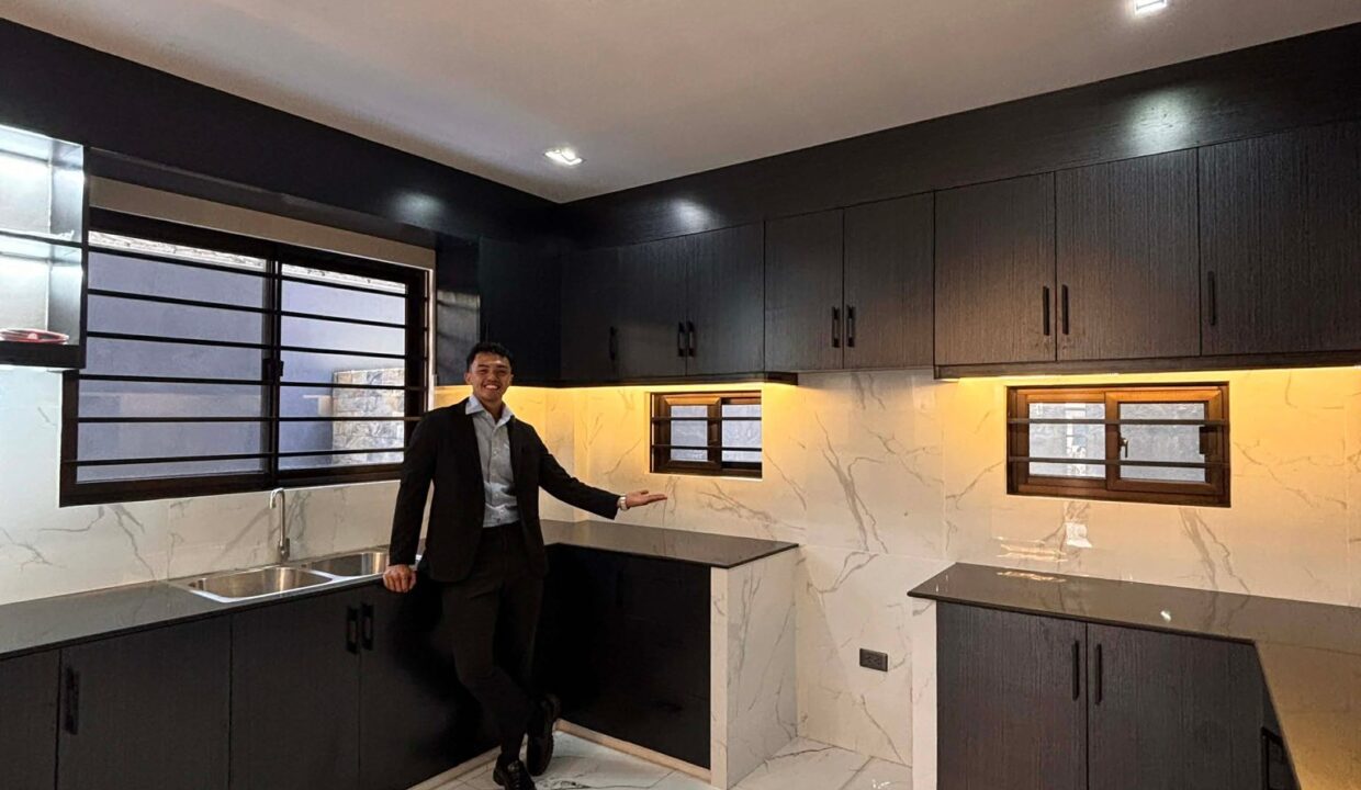 649844413_10242454852085715_5326850355711776577_n