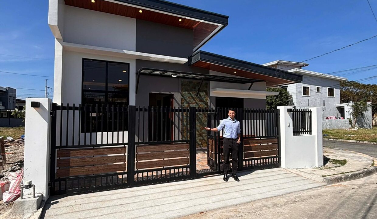 650361863_10242403896691862_1232540201920648647_n