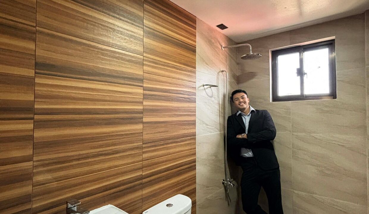 651170469_10242454842245469_8762449256410404388_n