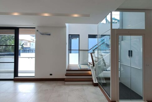 651221341_10242503745948031_6678853147062591833_n