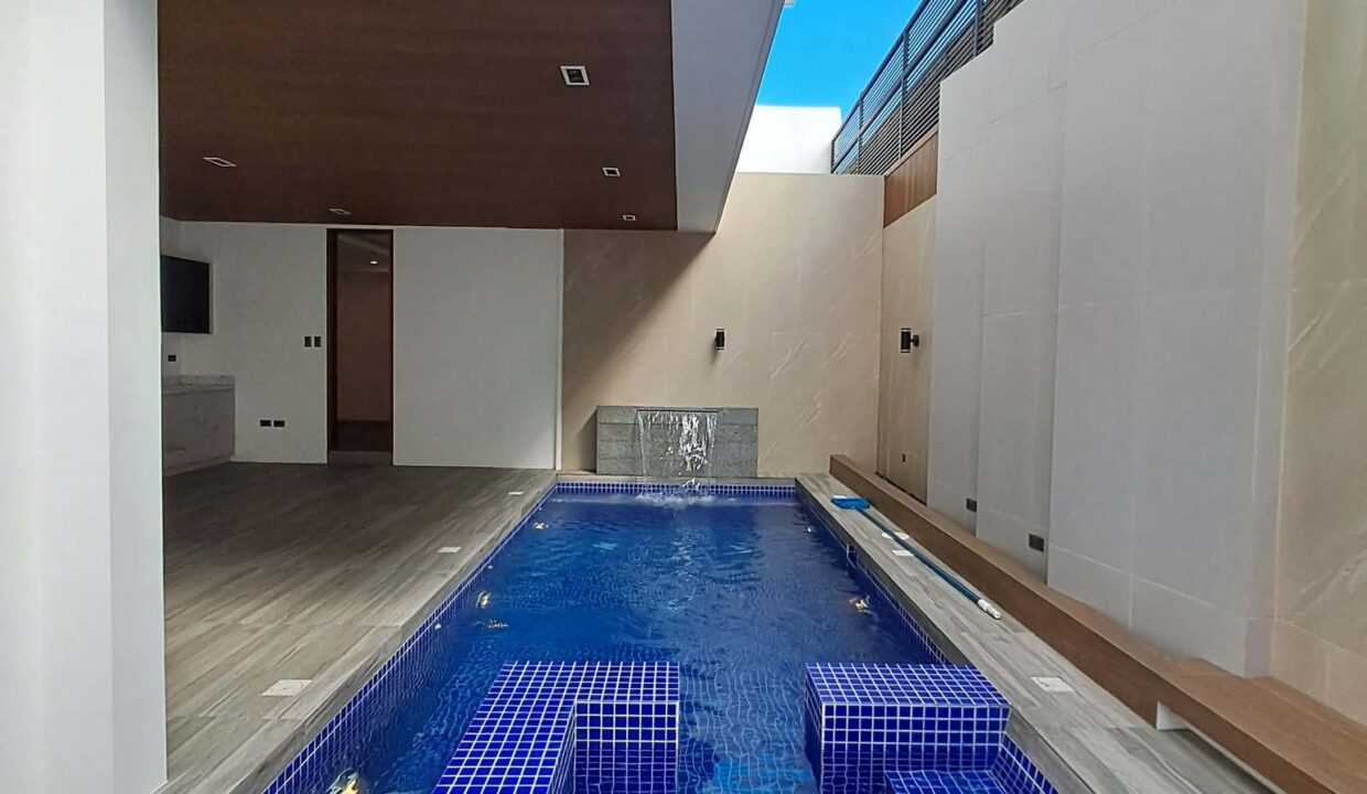 651700381_10242503665386017_1400304693944344394_n