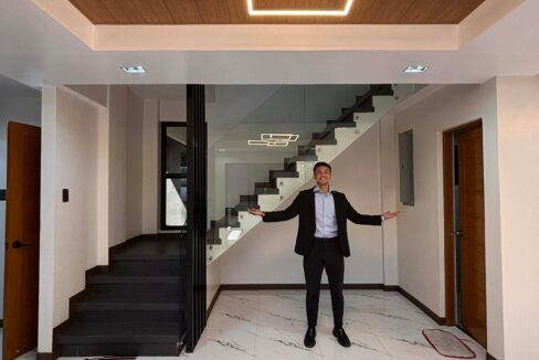 651767116_10242454848405623_695133538940667098_n