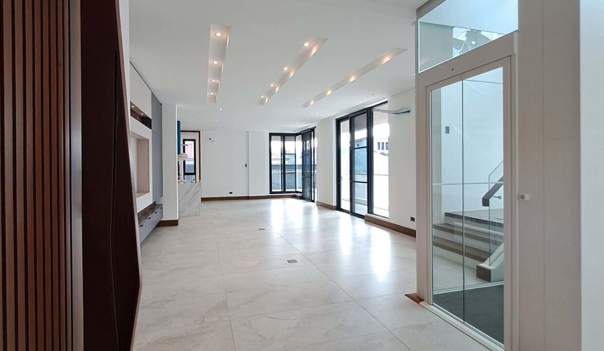 651816400_10242503699946881_3769163605662555387_n