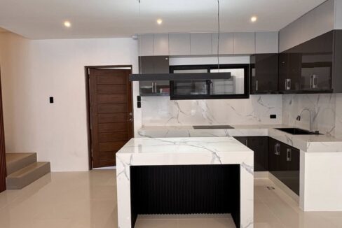 652320788_10242501853660725_5086559489211346237_n