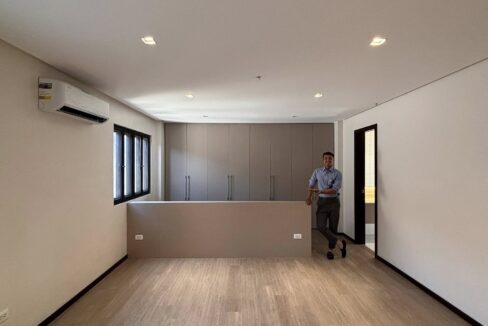 652366071_10242567426780012_5072066888566280323_n