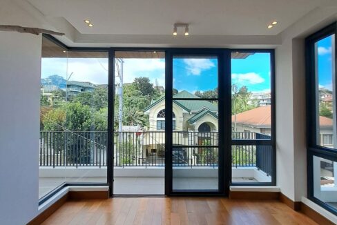 652911147_10242503752028183_6698119675045079873_n