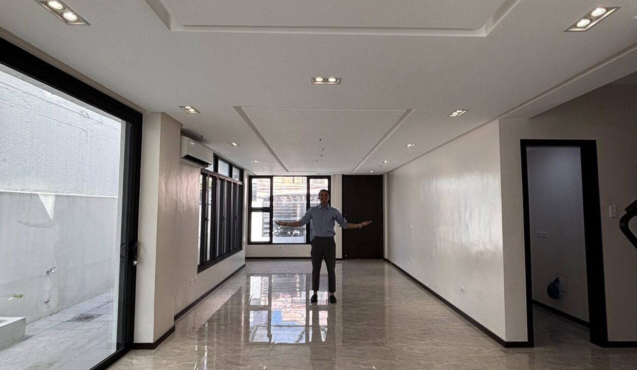 652991445_10242567410579607_8306424594664535735_n