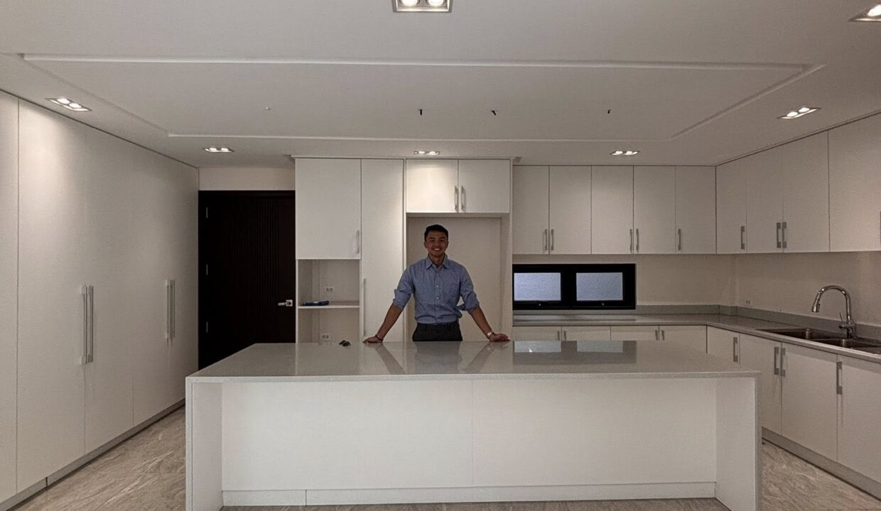 653067692_10242567437980292_6375822554467725004_n