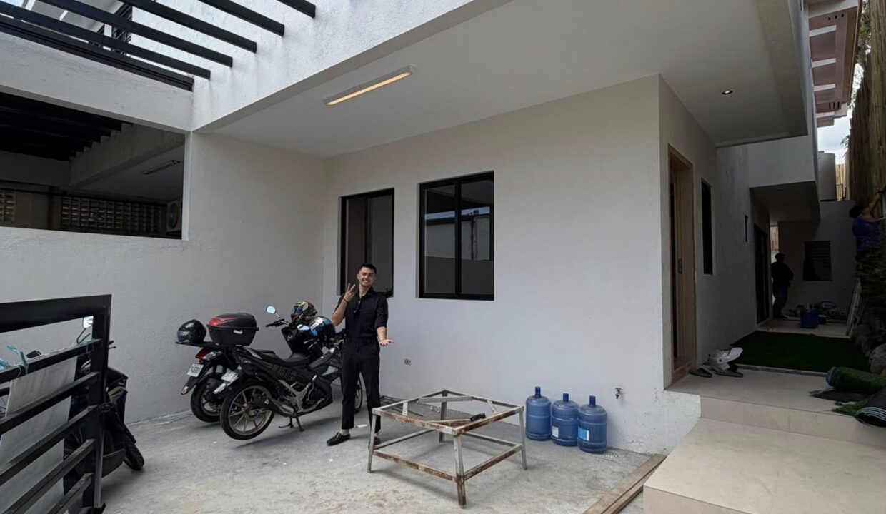 653809010_10242597476691241_6463506203409619834_n