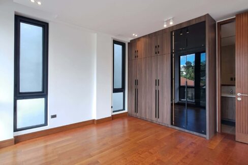 653833256_10242503722667449_531609395747256997_n