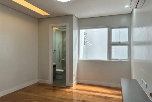 653898321_10242603845130448_3745058494371330773_n