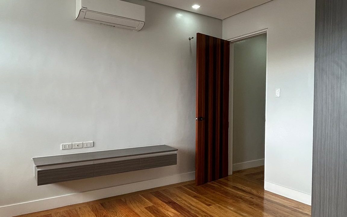 653916500_10242603865930968_2099223612122357000_n