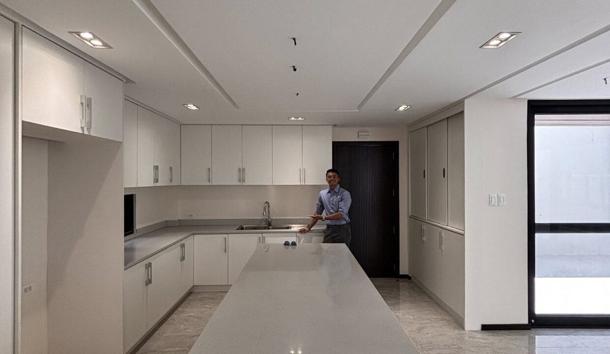 653938800_10242567400899365_7724690834374410619_n