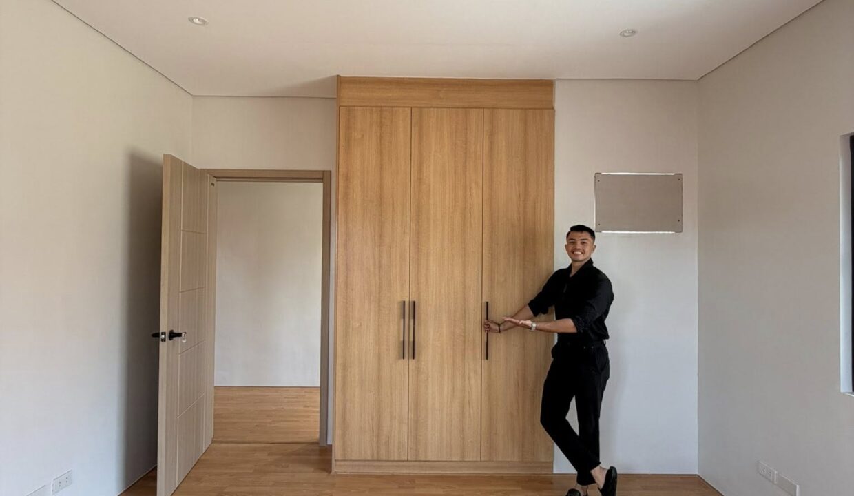 654206488_10242597461410859_9062989667913212706_n