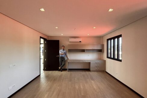 654217004_10242567442140396_8843823268967120933_n