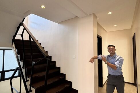 654351924_10242567444460454_2662172612813102042_n