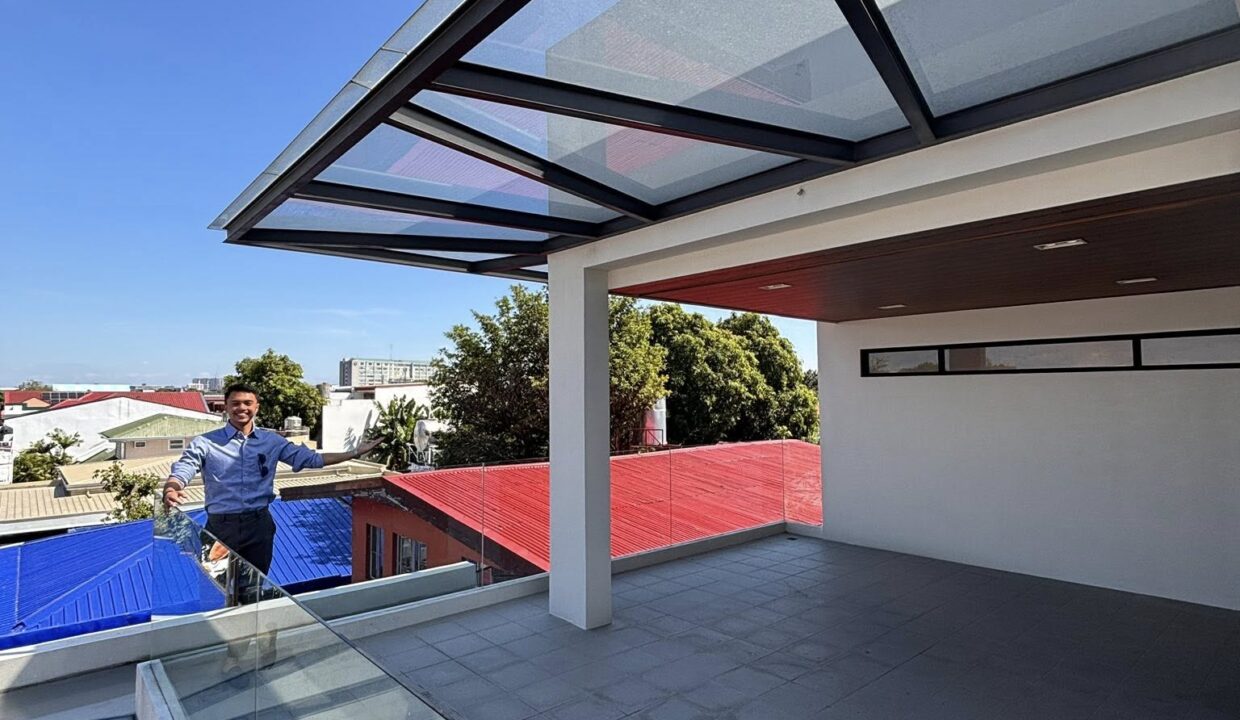 654778261_10242567404459454_4096480877333902766_n