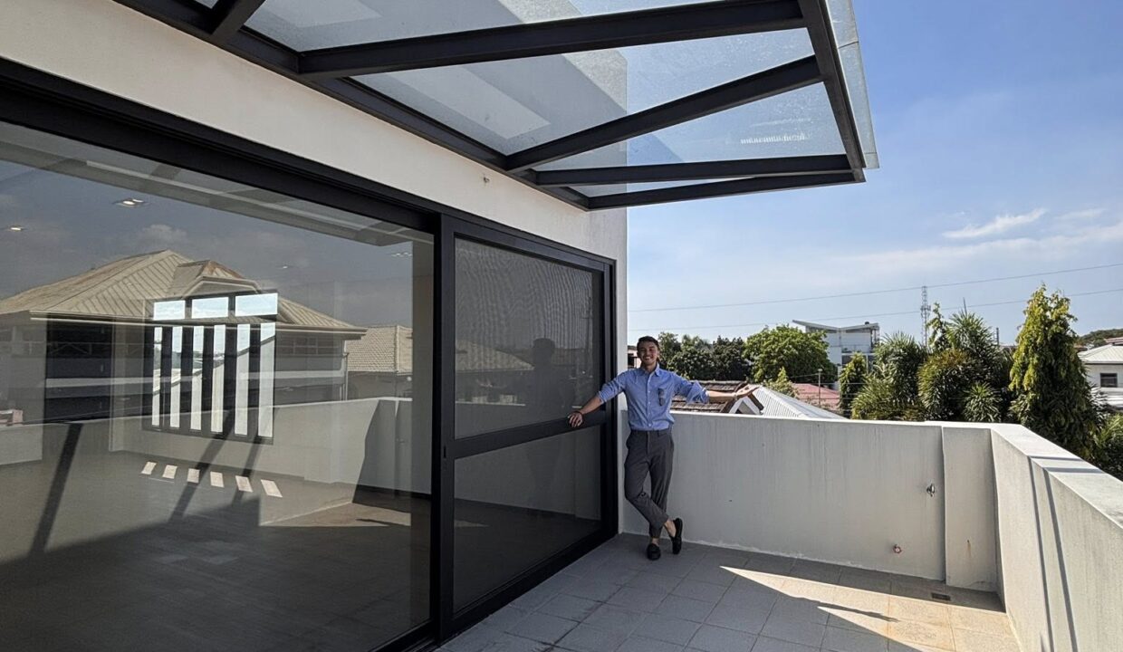 654796888_10242567402859414_3194677205238387953_n