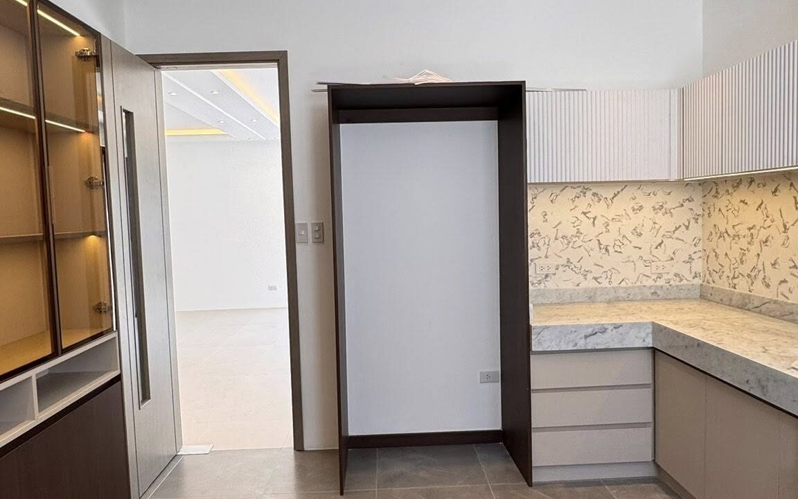 655361734_10242720965458383_1705789004428703435_n