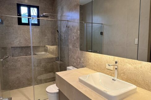 656459313_10242720969458483_2648105026373755719_n