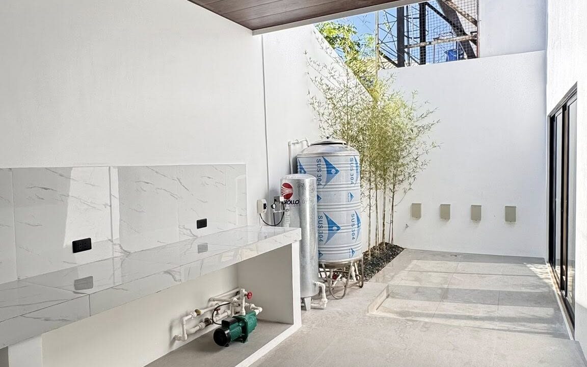 656460317_10242705613954605_7272467382992336718_n