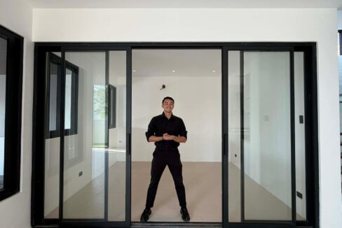 657613435_10242760239000197_4026160300574932542_n