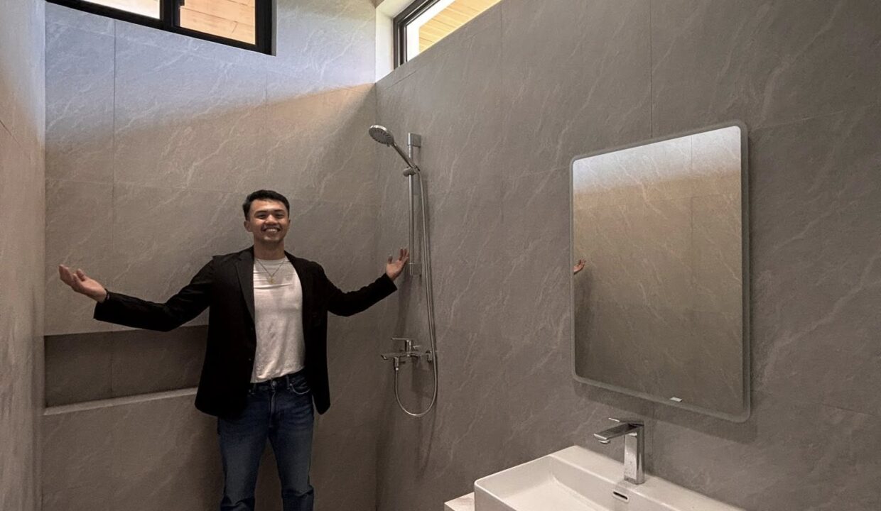 657648603_10242821166403344_8882816419027564845_n