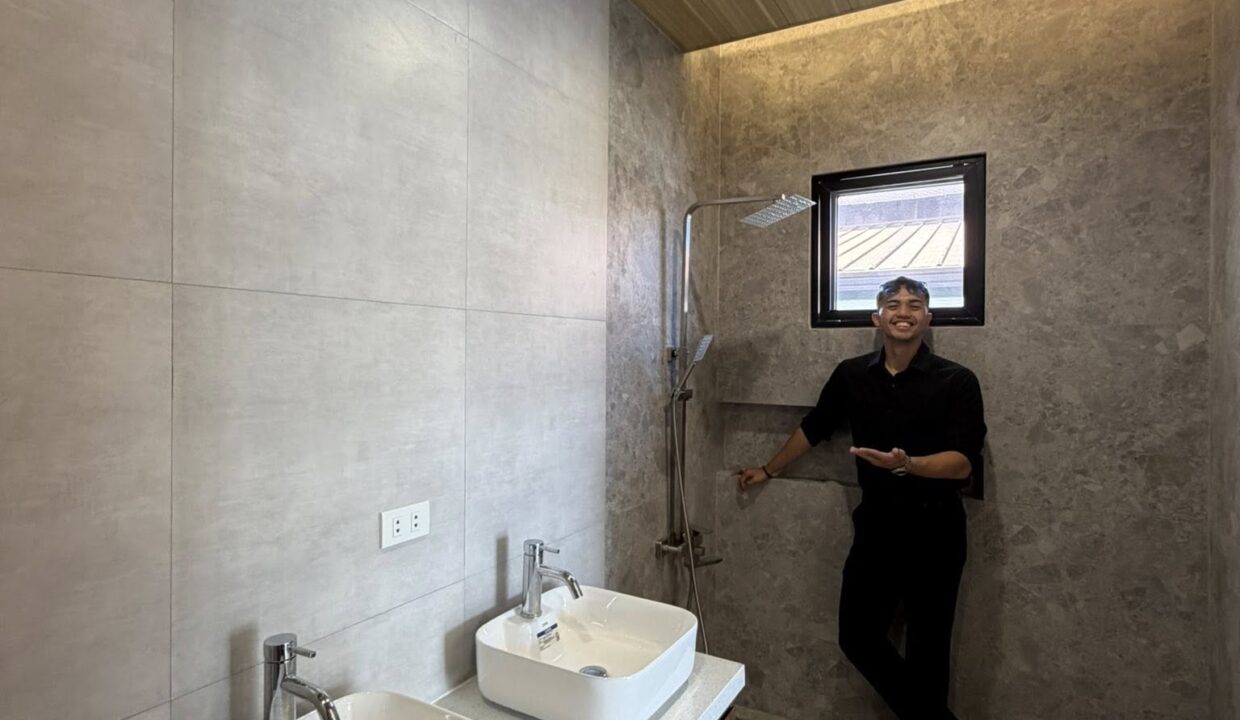 659026064_10242837214844545_3304990786417624346_n