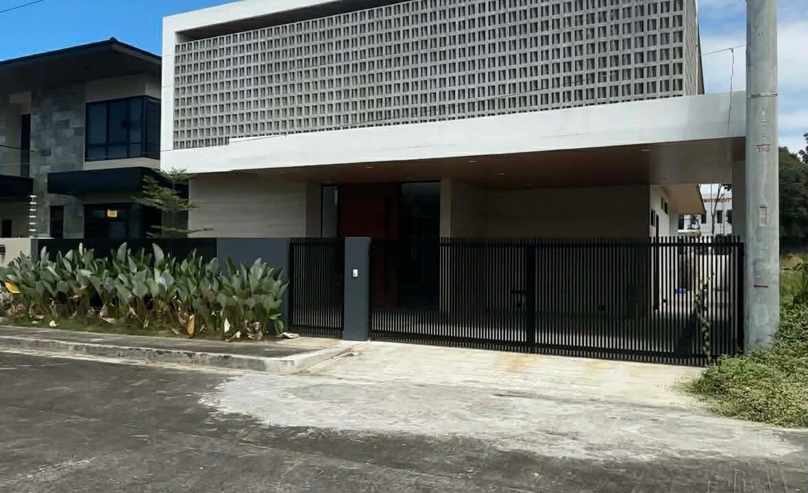 659640754_10242821168243390_6344824276236260547_n